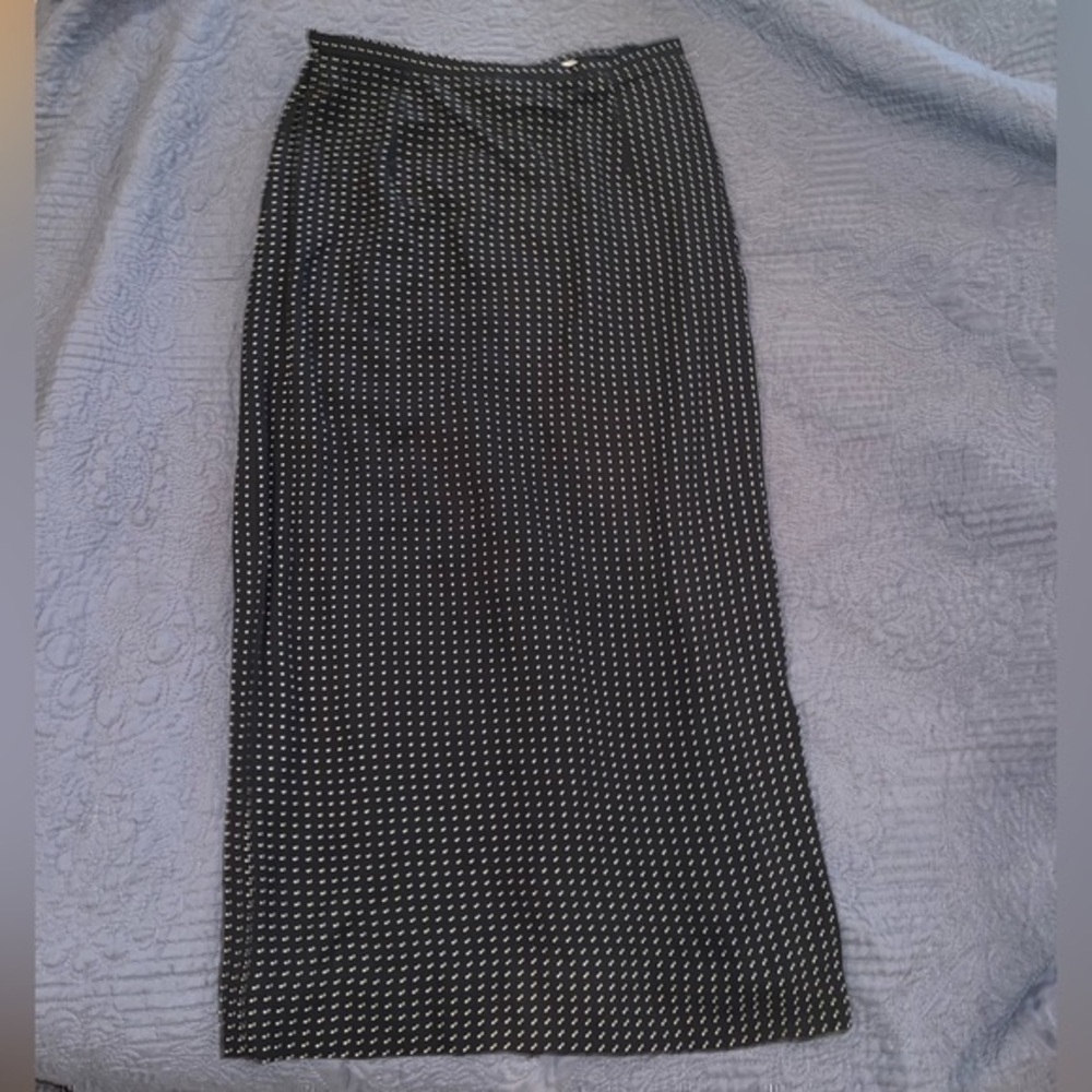 Talbots Petites navy blue polka dotted, silk skirt